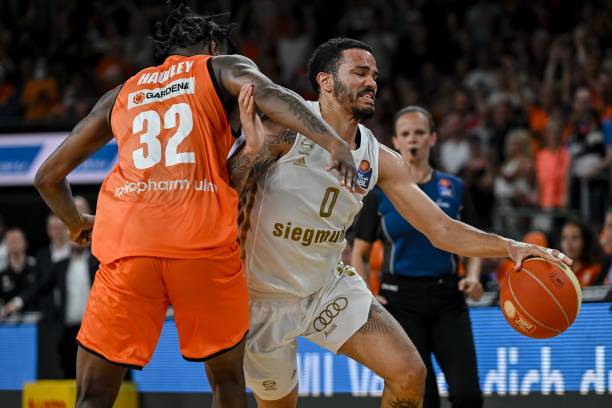 在现代竞技 在现代竞技