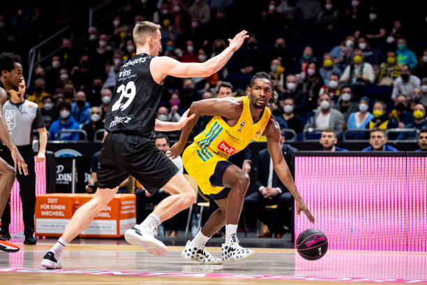 中场调度 中场调度