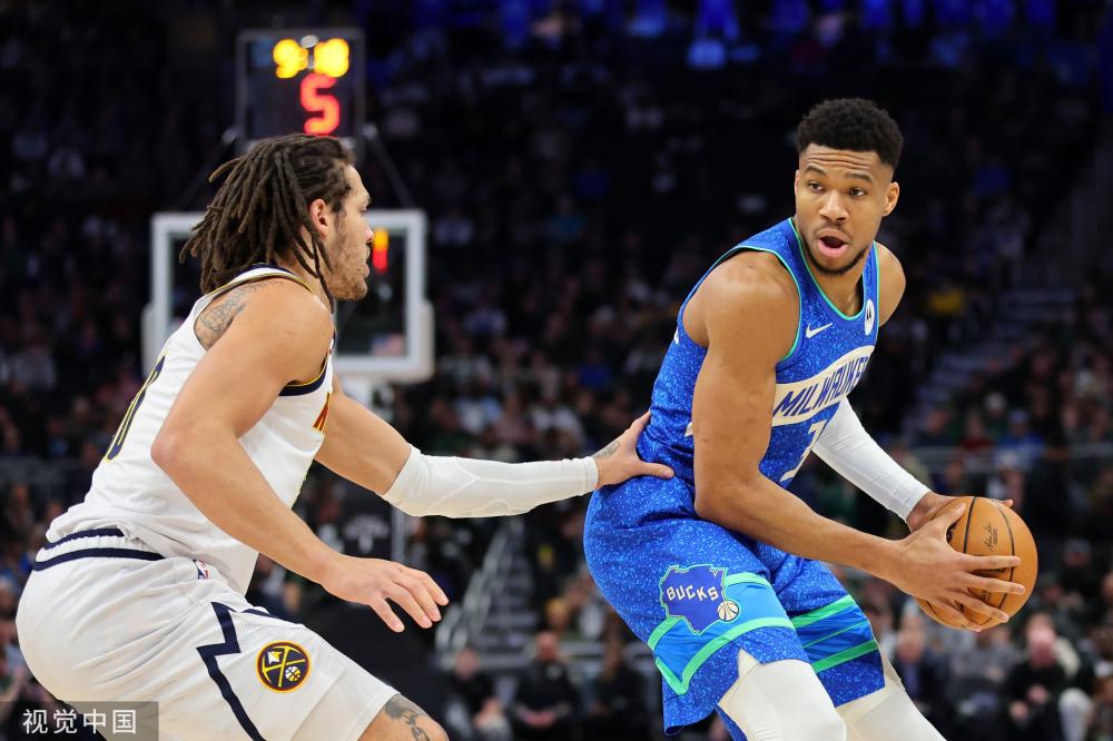 他又在一次 他又在一次